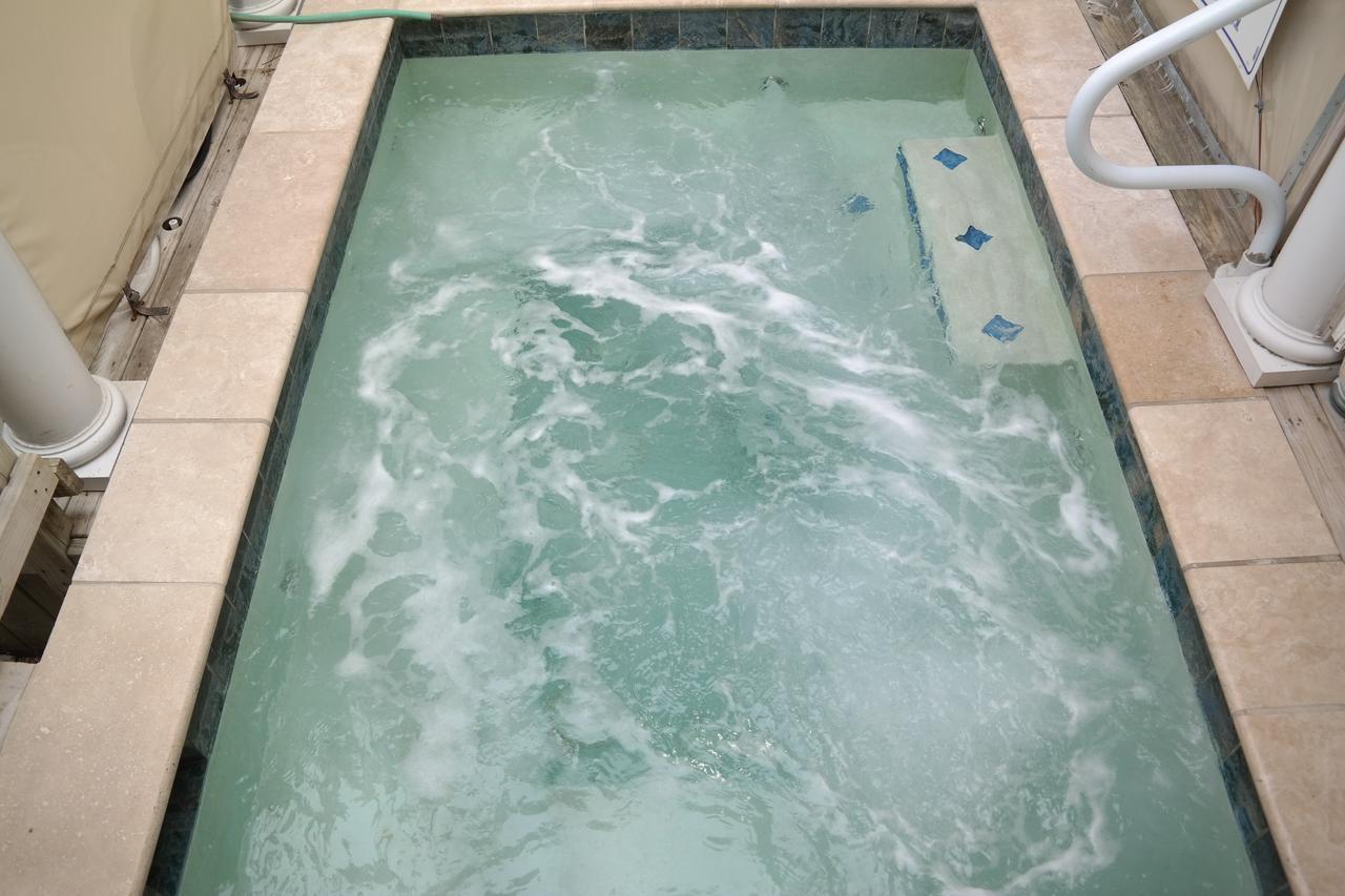Beach Spa Bed & Breakfast Virginia Beach Bagian luar foto