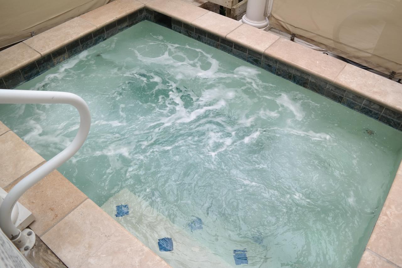 Beach Spa Bed & Breakfast Virginia Beach Bagian luar foto