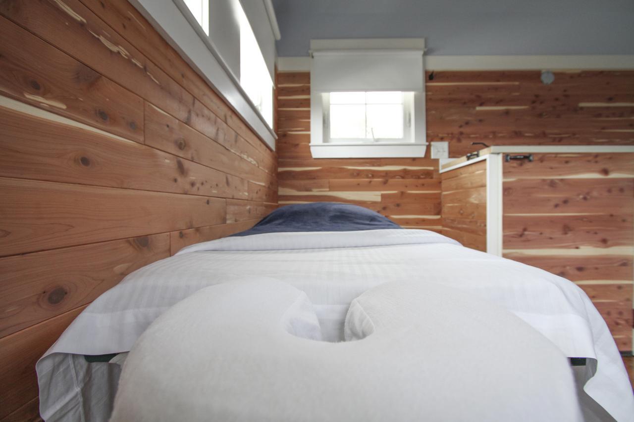 Beach Spa Bed & Breakfast Virginia Beach Bagian luar foto