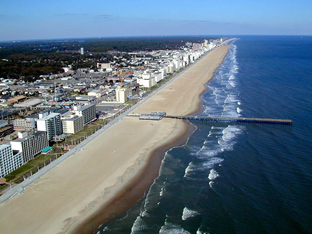 Beach Spa Bed & Breakfast Virginia Beach Bagian luar foto