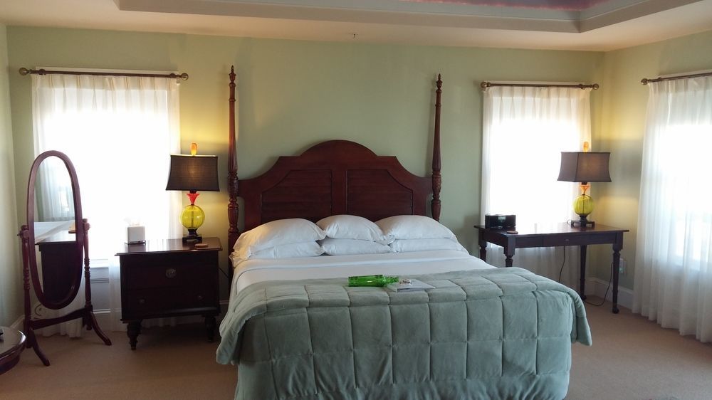 Beach Spa Bed & Breakfast Virginia Beach Bagian luar foto